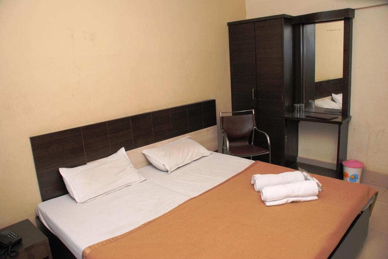 Hotel Sobhraj Аджмер Екстериор снимка